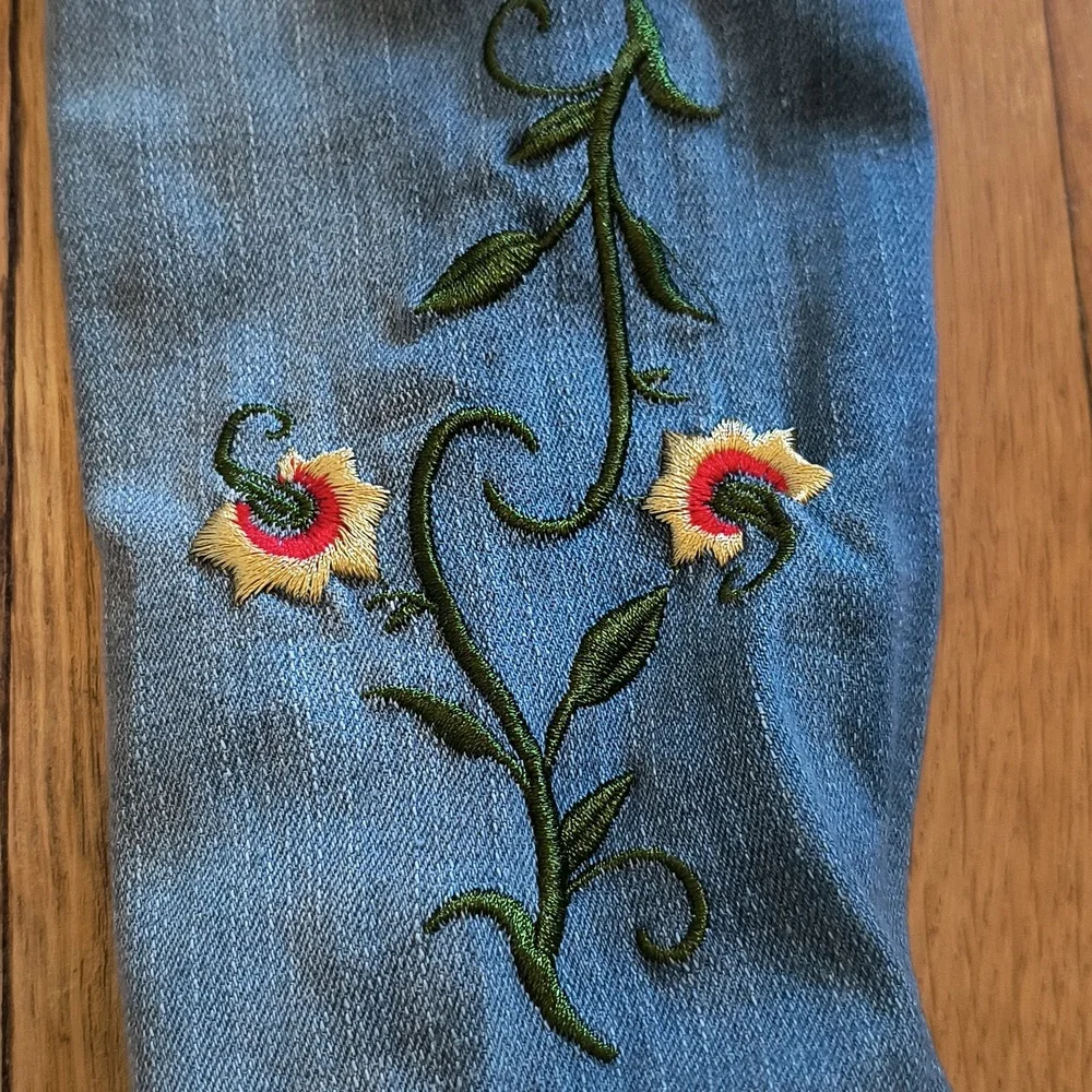 Jean boots - Picture 5 of 6